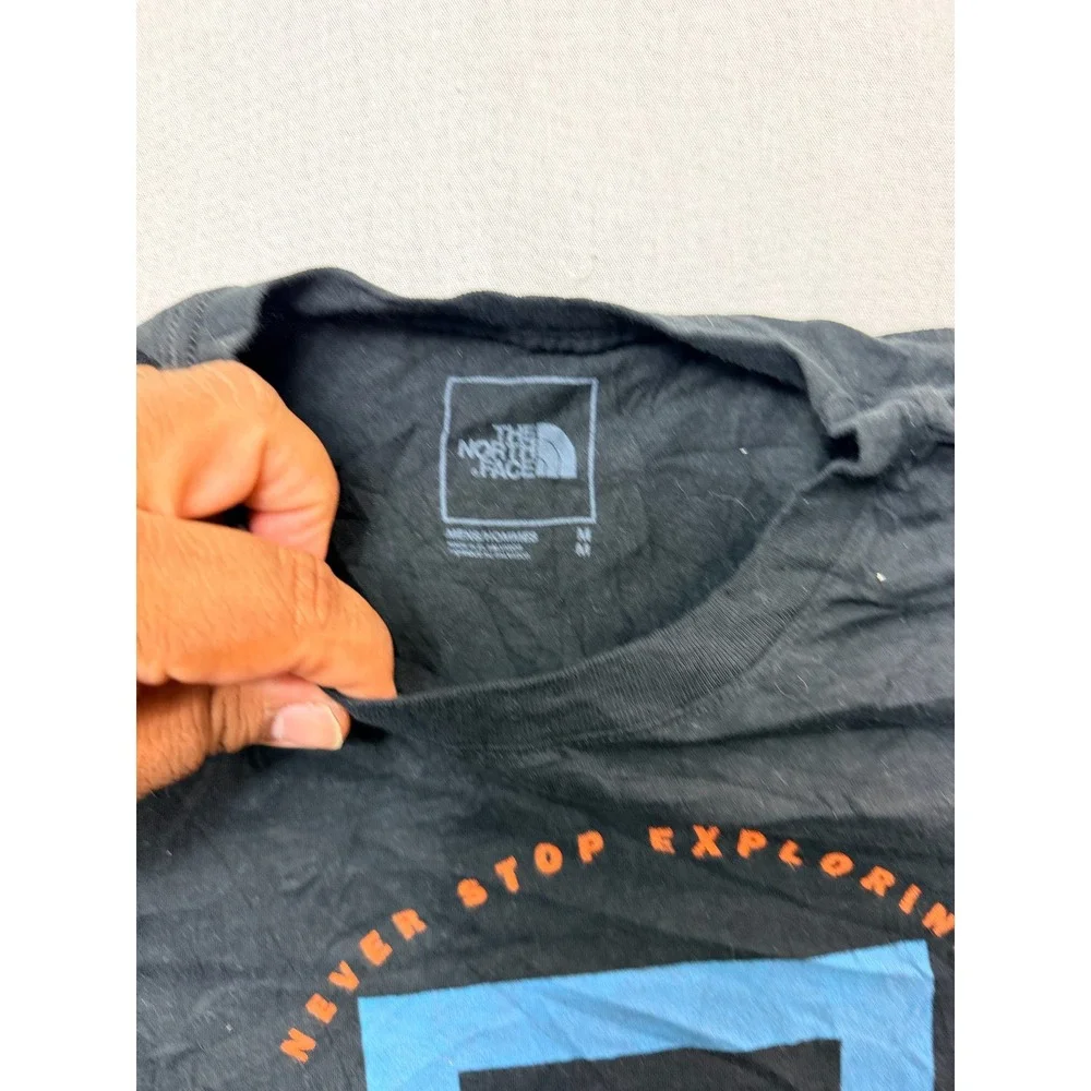 The North Face Graphic Tee Mens Medium Black Excellent Short Sleeve Logo Shirt